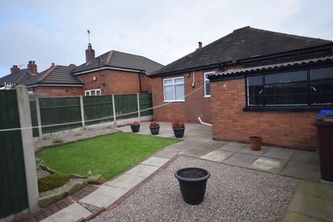 2 bedroom detached bungalow to rent, High Lane, Stoke-on-Trent