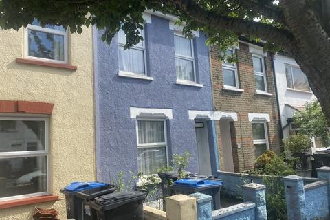 84 Exeter Road, Croydon, CR0 6EJ