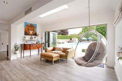 94 Wheathampstead Road, Harpenden, AL5 1JB
