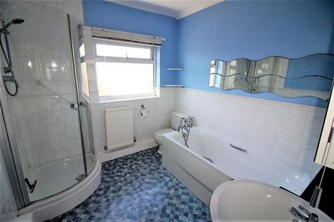 3 bedroom detached house for sale - Beaconsfield Road, Clacton on Sea