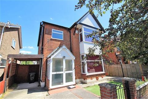 3 bedroom detached house for sale - Beaconsfield Road, Clacton on Sea