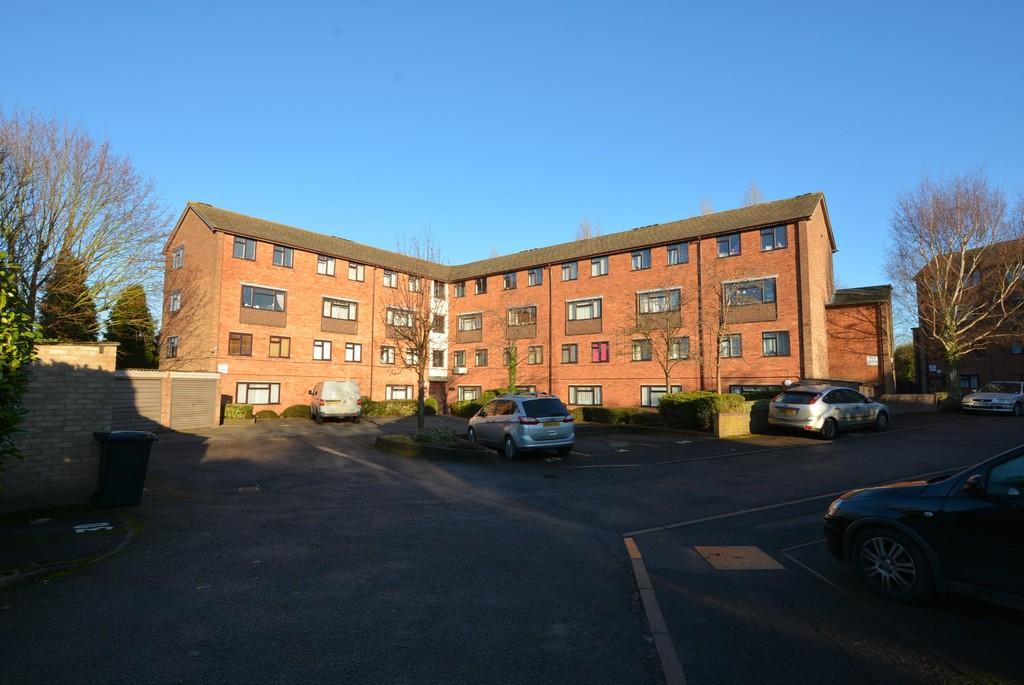 Moor Lane, Amington, Tamworth 1 bed apartment £600 pcm (£138 pw)