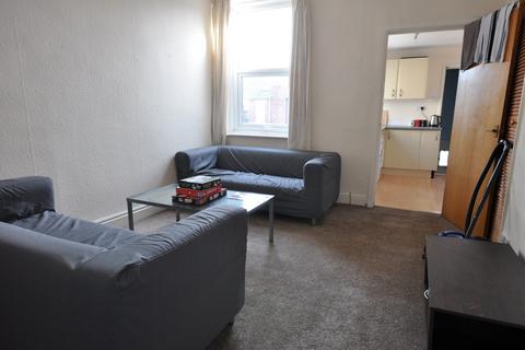 2 bedroom flat to rent, Kelvin Grove, Sandyford, Newcastle Upon Tyne