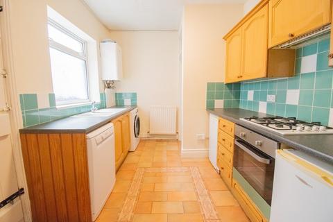 2 bedroom flat to rent, Coniston Avenue, West Jesmond, Newcastle Upon Tyne