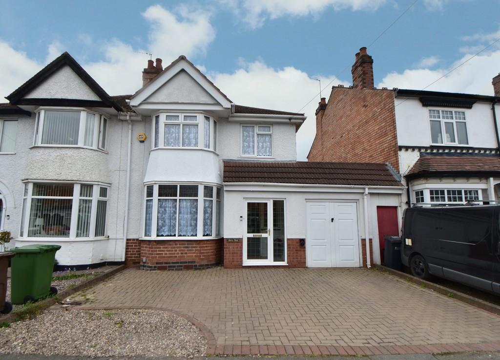 Olton Road, Shirley 3 bed semidetached house £300,000