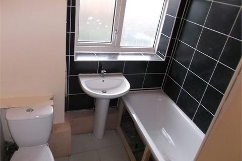 2 bedroom ground floor flat to rent - Hammersley Road, Canning Town, London,