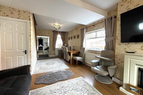 2 bedroom property with land for sale, Booth Lane, Middlewich