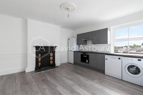 2 bedroom apartment to rent, Colney Hatch Lane, Muswell Hill, London
