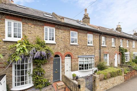 52 Alexandra Road, Richmond, TW9 2BS