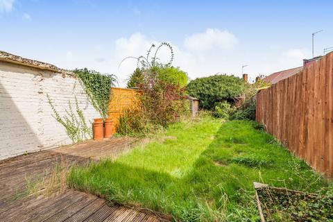 36 Ridgeview Close, Barnet, EN5 2QE