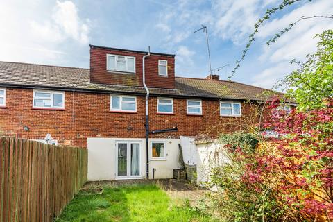 36 Ridgeview Close, Barnet, EN5 2QE