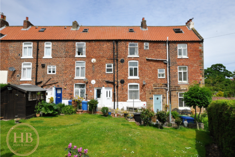 1 Bog Hall, Whitby, YO21 1PG