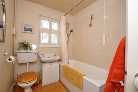 1 Bog Hall, Whitby, YO21 1PG