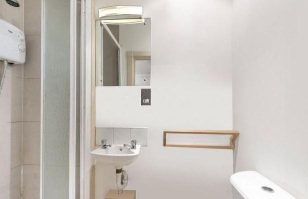 The-lodge-jack-straws-castle-hampstead-nw3
