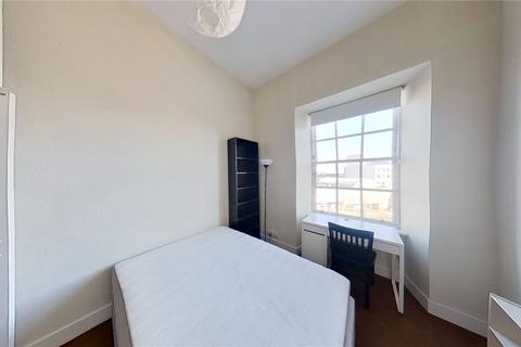 5 bedroom flat to rent, Lothian Street, Old Town, Edinburgh, EH1