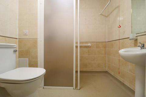 1 bedroom apartment for sale - Hughes Court, Lucas Gardens, Barton Hills, Luton, Bedfordshire, LU3 4BN