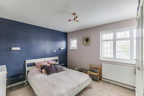 7 Tudor Close, South Croydon, CR2 9DX