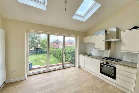 36 Handsworth Crescent, Sheffield, S9 4BP