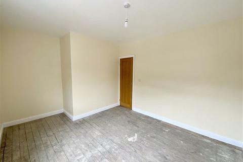36 Handsworth Crescent, Sheffield, S9 4BP