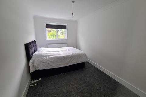 3 bedroom flat to rent - Mousehold Street