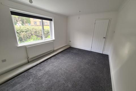 3 bedroom flat to rent - Mousehold Street