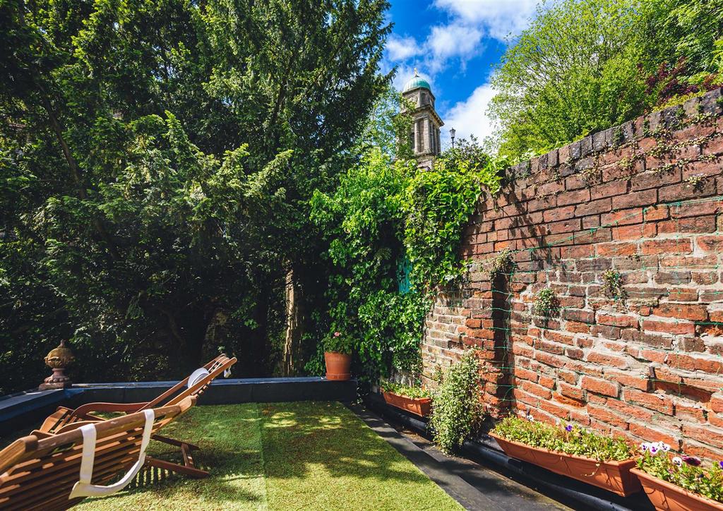 Castle Cliffe House roof terrace4.jpg