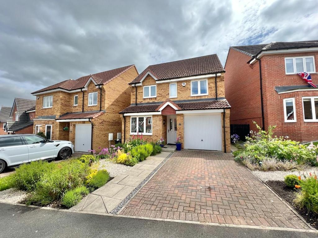 Kipling Way, Crook 3 bed detached house £190,000