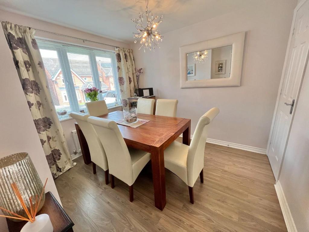 Kipling Way, Crook 3 bed detached house £190,000