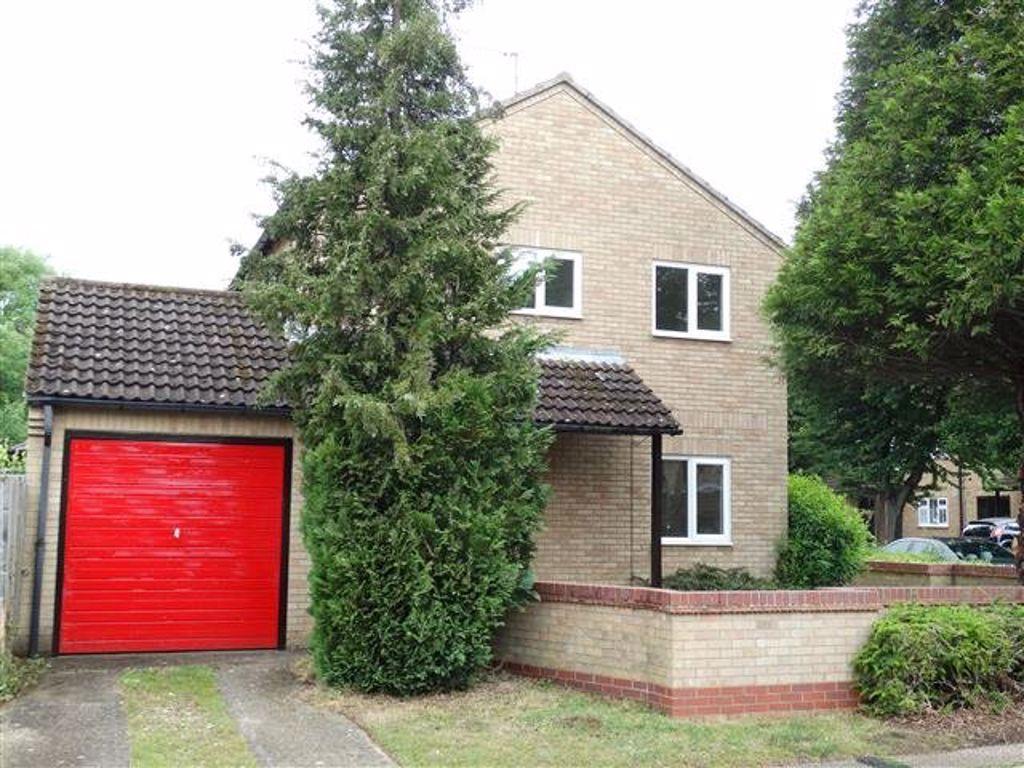 Ferryview, Orton Wistow PE2 6XL 3 bed semidetached house £900 pcm (£