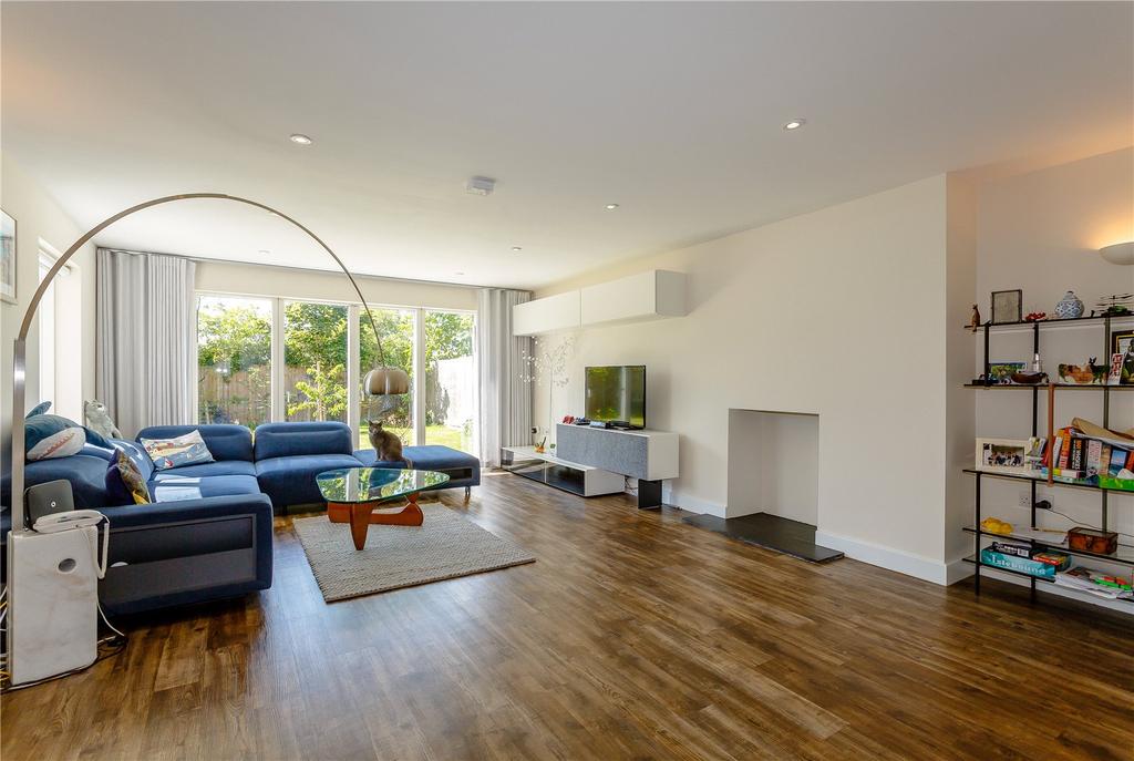 Cresswell Close, Impington, Cambridge, CB24 - View 4