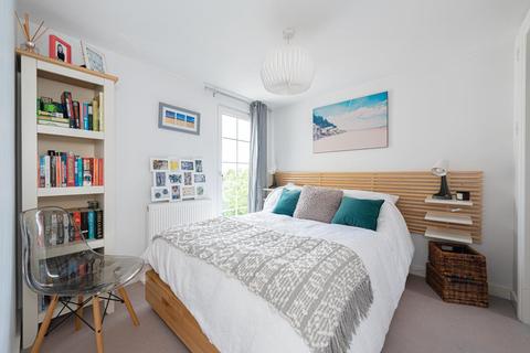 102 Miles Road, Epsom, KT19 9AB