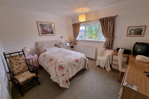 32 Centenary Road, Coventry, CV4 8GF