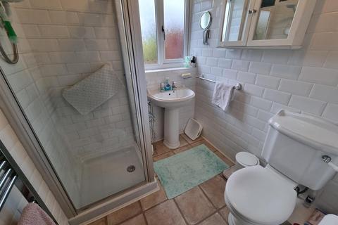 32 Centenary Road, Coventry, CV4 8GF