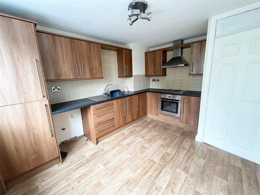 Gillbent Road, CHEADLE HULME 2 bed £1,100 pcm (£254 pw)