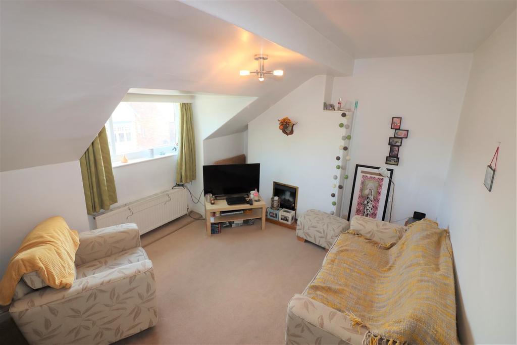B Mount Road, Wallasey 1 bed flat £85,000