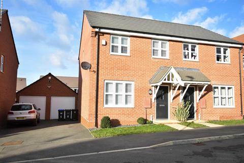 6 Highwayman Close, Boughton, Northampton, NN2 8FQ
