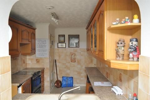 73 Fairham Road, Stretton, Burton-on-trent, DE13 0BS