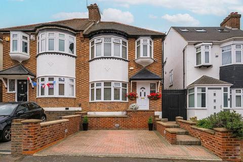 67 Brindwood Road, London, E4 8BA