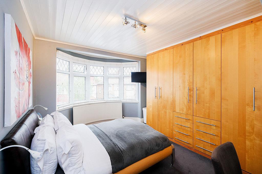 67 Brindwood Road-9 RESIZED.jpg