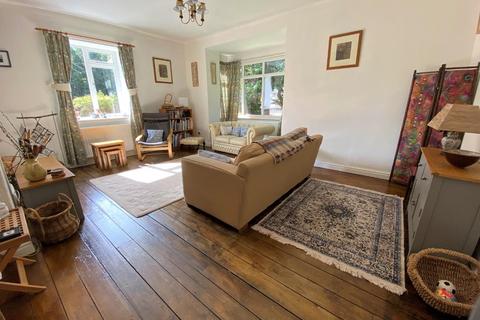 4 bedroom semi-detached house for sale - Essex Avenue, Didsbury