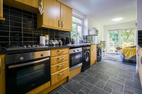 291 Haslingden Road, Guide, Blackburn, BB1 2NF