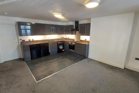 2 bedroom apartment to rent, Pen-Y-Lan Road, Penylan, Cardiff