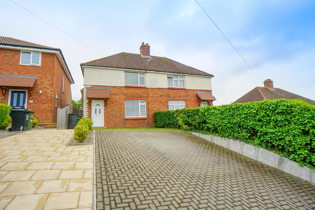 Upper Broomgrove Road, Hastings 2 bed semidetached house for sale £