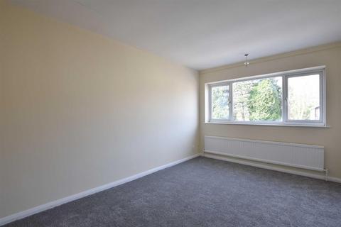 76 Blackfriars, Rushden, NN10 9PF