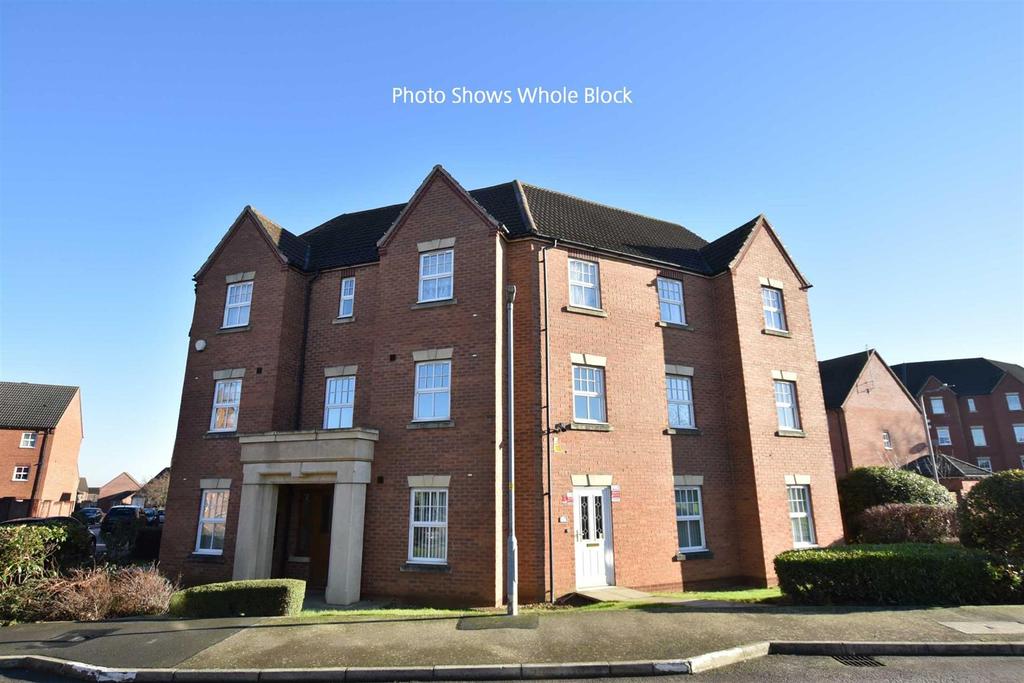 Spencer Road, Wellingborough 2 bed flat for sale £140,000