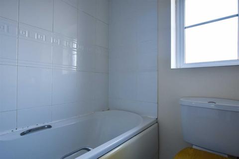 14 Bacon Road, Wellingborough, NN8 4JB