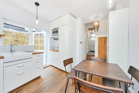 2 bedroom flat to rent, Stephendale Road, Fulham, SW6