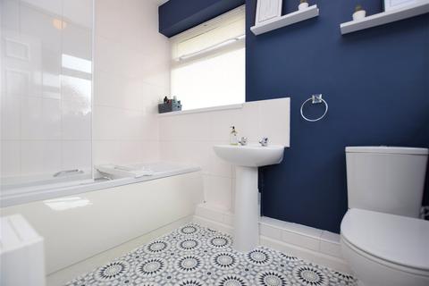 96 Staneway, Gateshead, NE10 8LS