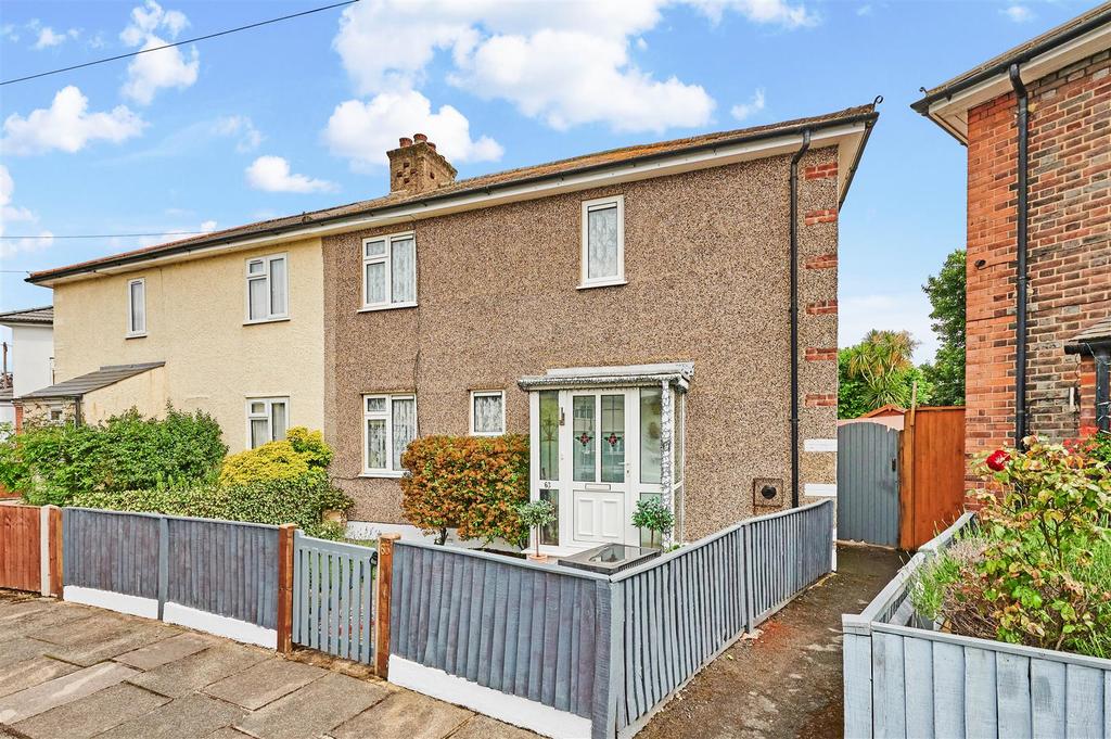 Lambert Avenue, Richmond, TW9 3 bed semidetached house £765,000