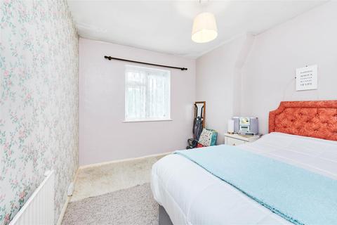 63 Lambert Avenue, Richmond, TW9 4QT